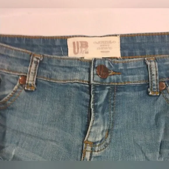 3 Jean Denim Shorts sz 27 SZ 5-6 EUC Ladies Women's Daisy Duke's - Picture 3 of 11